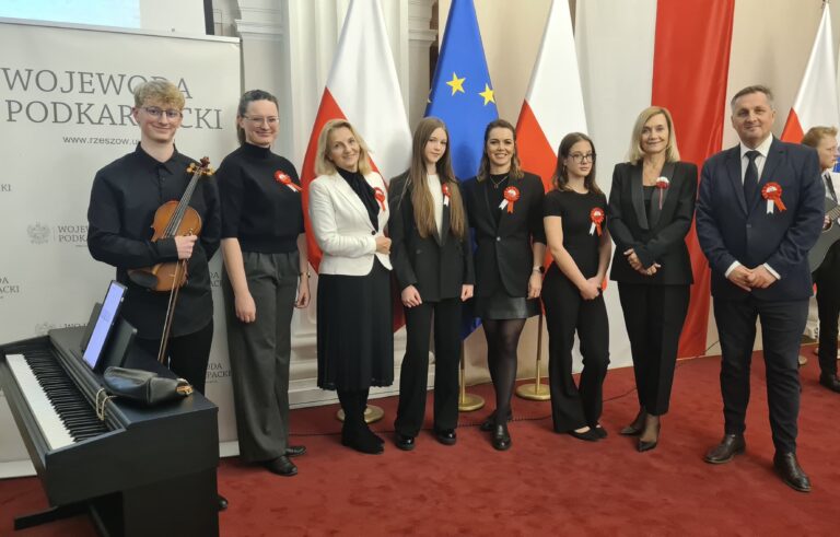 Wieczór niepodległościowy w Podkarpackim Urzędzie Wojewódzkim